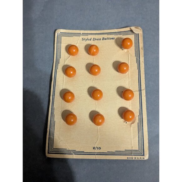 Vintage Sewing Notions Lot Fasteners Buttons Orange Plastic and Mother of Pearl - Picture 2 of 8